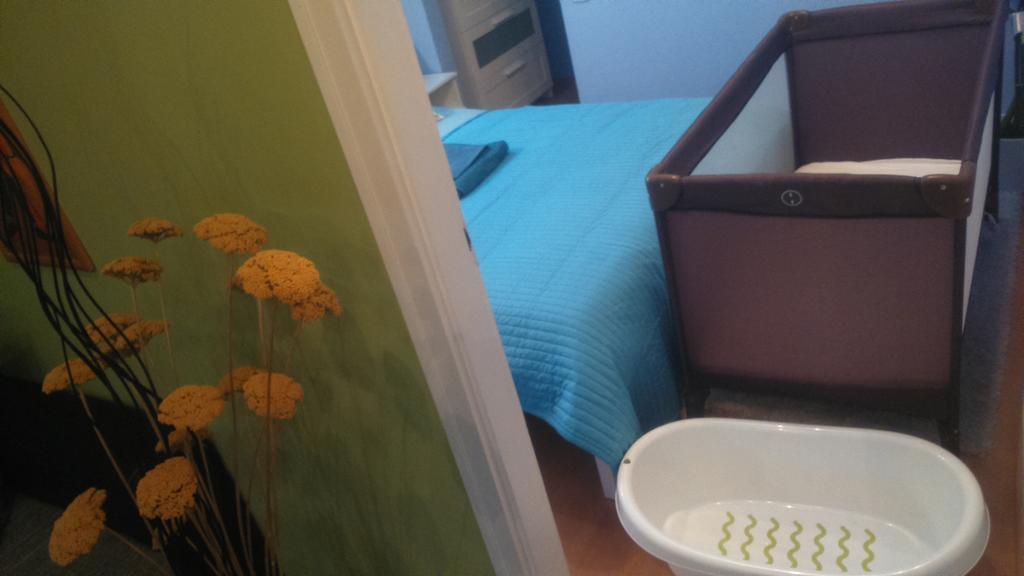 Solid Apartmans Βουδαπέστη Δωμάτιο φωτογραφία